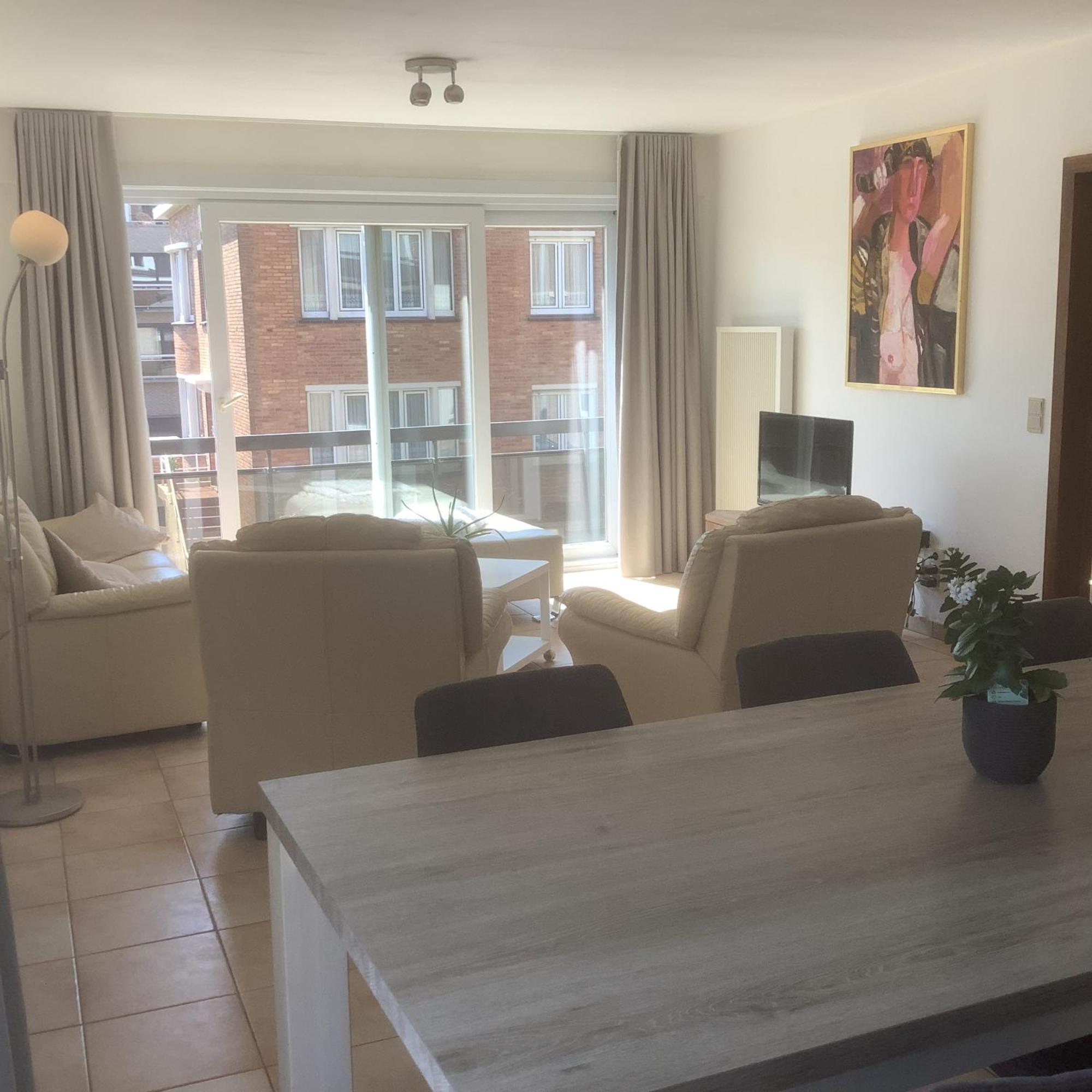 Ruim Zonnig Appartement Op 50M Van Strand Oostende Bagian luar foto